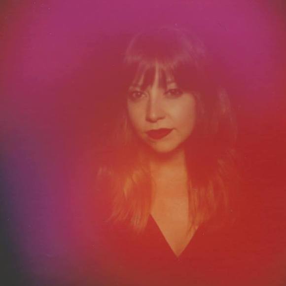 Meet your Posher, Amanda - Picture 3 of 3